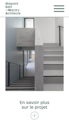 Site web de Gaspard Saint-Macary architecte, photo de cage d'escalier en béton, version mobile, design Jean-Charles Abrial