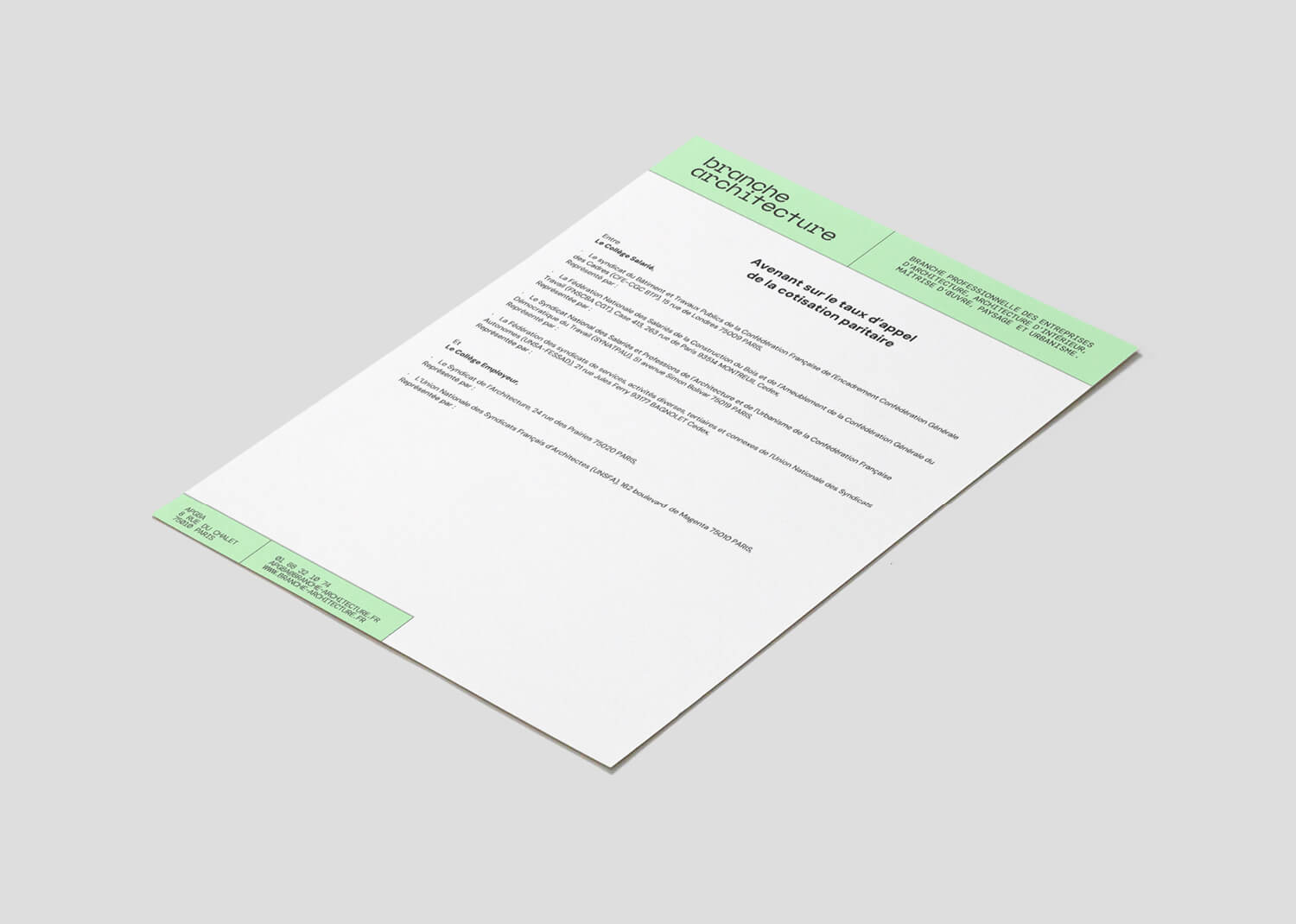 La papeterie reprend les éléments graphique de l'identité visuelle pour la branche architecture, direction artistique Jean-Charles Abrial